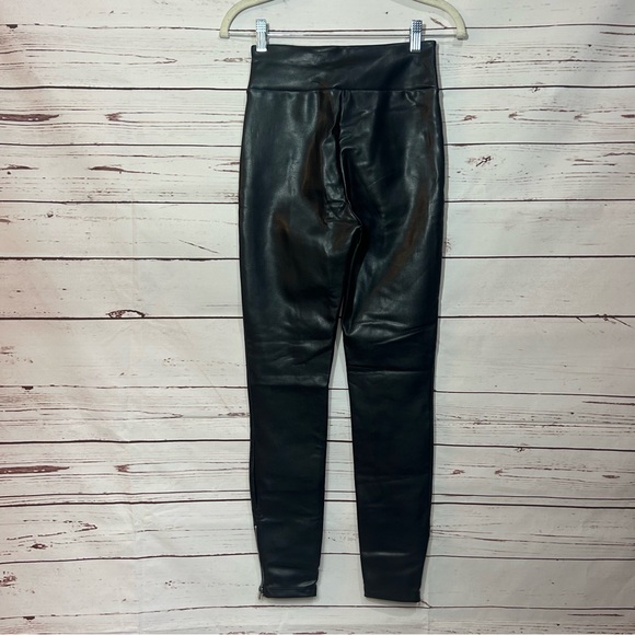 Abercrombie & Fitch Faux Leather Legging XS Black Skinny Zip Ankle High Waist - Picture 2 of 6
